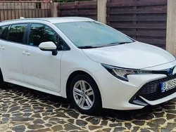 Culoarealb Utilizat 2021 Toyota Corolla Break | 16.990 EUR (Preț bun)