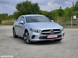 Culoareargint Utilizat 2021 Mercedes A250 Edition Berlinǎ | 18.800 EUR