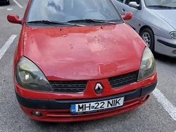 Utilizat 2002 Renault Clio II Berlinǎ | 3.000 EUR (Scump)
