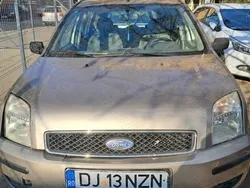 Utilizat 2004 Ford Fusion SE | 1.150 EUR