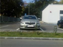 Gri Utilizat 2007 Toyota Avensis Break | 3.500 EUR (Puțin scump)