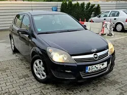 Utilizat 2010 Opel Astra Hatchback | 2.700 EUR (Preț bun)