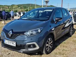 Albastru Utilizat 2018 Renault Captur Life SUV | 9.400 EUR (Preț bun)