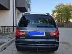 VW Sharan