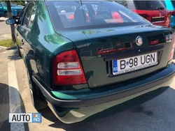 Verde Utilizat 2004 Skoda Octavia Berlinǎ | 1.899 EUR (Preț OK)