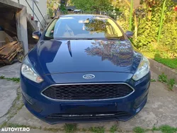 Albastru Utilizat 2017 Ford Focus Trend Break | 8.099 EUR (Preț bun)