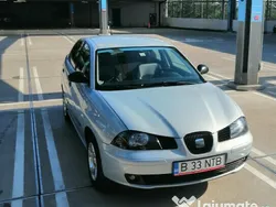 Albastru Utilizat 2003 Seat Cordoba Berlinǎ | 1.750 EUR