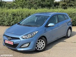 Albastru Utilizat 2014 Hyundai i30 Style Break | 6.450 EUR (Super Preț)