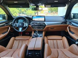Alb Utilizat 2022 BMW 520 Berlinǎ | 36.490 EUR (Scump)
