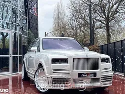 Alb Utilizat 2023 Rolls Royce Cullinan SUV | 789.999 EUR