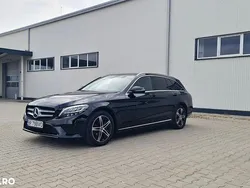 Culoarenegru Utilizat 2019 Mercedes C200 Avantgarde Break | 15.490 EUR (Preț bun)