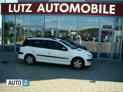 Alb Utilizat 2004 Peugeot 206 Break | 2.250 EUR (Super Preț)