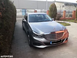Gri Utilizat 2014 Mercedes E200 Berlinǎ | 14.900 EUR (Puțin scump)