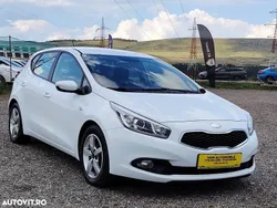 Alb Utilizat 2013 Kia Ceed Edition 7 Hatchback | 5.499 EUR (Preț bun)