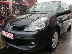 Gri Utilizat 2006 Renault Clio III Hatchback | 2.790 EUR