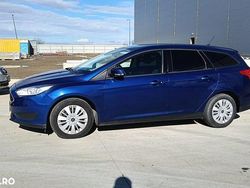Culoarealbastru Utilizat 2017 Ford Focus Ambiente Break | 5.750 EUR (Super Preț)