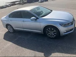 Utilizat 2015 VW Passat Highline Berlinǎ | 13.000 EUR (Preț OK)