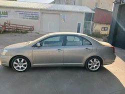 Utilizat 2004 Toyota Avensis T2 Berlinǎ | 2.450 EUR
