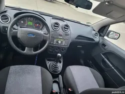 Utilizat 2007 Ford Fiesta Hatchback | 1.400 EUR (Preț bun)