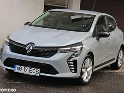 Culoaregri Nouă 2024 Renault Clio V Techno Hatchback | 15.700 EUR (Puțin scump)