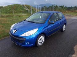 Utilizat 2012 Peugeot 206 Berlinǎ | 3.999 EUR