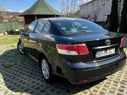 Negru Utilizat 2011 Toyota Avensis Executive Berlinǎ | 4.600 EUR (Preț OK)