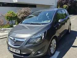 Gri Utilizat 2011 Opel Meriva Monovolum | 5.700 EUR (Puțin scump)