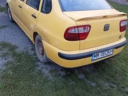 Utilizat 2001 Seat Cordoba Berlinǎ | 700 EUR