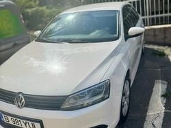 Utilizat 2013 VW Jetta Berlinǎ | 6.000 EUR (Preț OK)