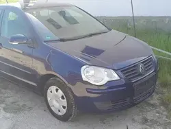 Albastru Utilizat 2006 VW Polo SE Hatchback | 1.390 EUR (Preț bun)