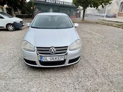 Utilizat 2007 VW Jetta Berlinǎ | 2.500 EUR (Preț bun)