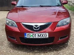 Rosu Utilizat 2008 Mazda 3 Hatchback | 3.100 EUR (Preț bun)