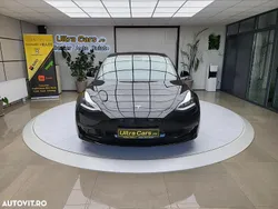 Negru Utilizat 2020 Tesla Model 3 Long Range Berlinǎ | 21.750 EUR (Preț bun)
