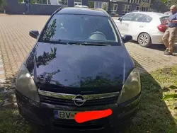 Negru Utilizat 2006 Opel Astra Break | 1.800 EUR (Preț OK)