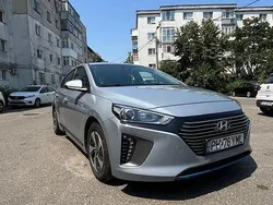 Gri Utilizat 2018 Hyundai Ioniq Berlinǎ | 11.000 EUR (Super Preț)