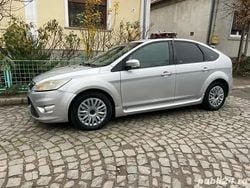 Gri Utilizat 2008 Ford Focus Hatchback | 1.150 EUR (Super Preț)