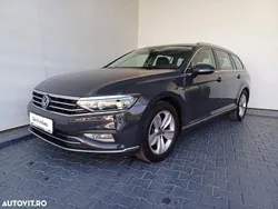Gri mediu normal Utilizat 2021 VW Passat Highline Break | 24.800 EUR (Scump)