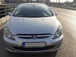 Utilizat 2004 Peugeot 307 Cabrio | 3.150 EUR