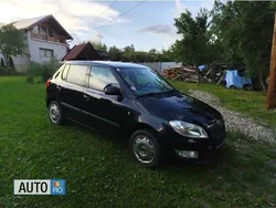 Negru Utilizat 2013 Skoda Fabia Berlinǎ | 2.000 EUR (Super Preț)