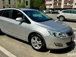 Gri Utilizat 2011 Opel Astra Sport Break | 3.500 EUR (Preț OK)