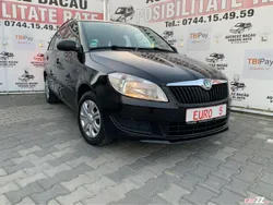 Negru Utilizat 2013 Skoda Fabia Classic Berlinǎ | 6.330 EUR