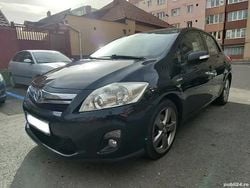 Gri Utilizat 2012 Toyota Auris Hybrid Hatchback | 6.750 EUR (Preț bun)