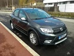 Utilizat 2020 Dacia Logan Stepway Berlinǎ | 10.900 EUR (Preț OK)