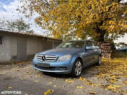 Culoarealbastru Utilizat 2010 Mercedes C200 Avantgarde Edition Break | 5.900 EUR (Preț OK)