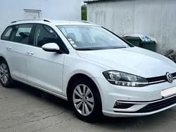 Alb Utilizat 2020 VW Golf VII Comfortline Break | 10.999 EUR (Super Preț)