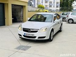 Alb Utilizat 2008 Opel Vectra Berlinǎ | 1.650 EUR (Preț bun)