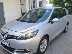 Culoareargint Utilizat 2014 Renault Scénic III Expression Monovolum | 5.499 EUR (Preț OK)