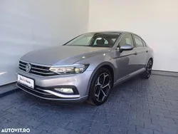 Gri mediu normal Utilizat 2020 VW Passat Comfortline Berlinǎ | 24.098 EUR (Scump)