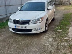Alb Utilizat 2011 Skoda Octavia Classic Berlinǎ | 3.900 EUR (Preț bun)