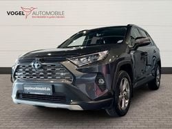 Utilizat 2020 Toyota RAV4 Team SUV | 33.950 EUR